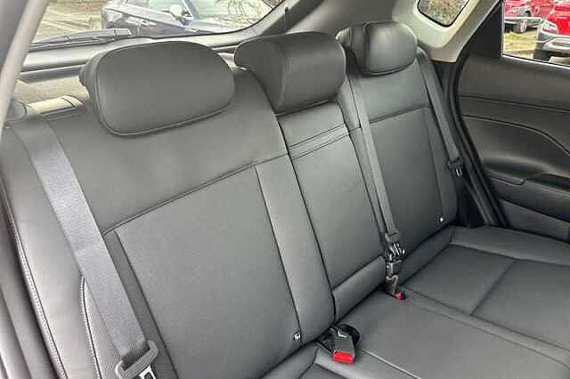 Hyundai KONA 1.6 h-GDi Ultimate SUV 5dr Petrol Hybrid DCT Euro 6 (s/s) (141 ps)