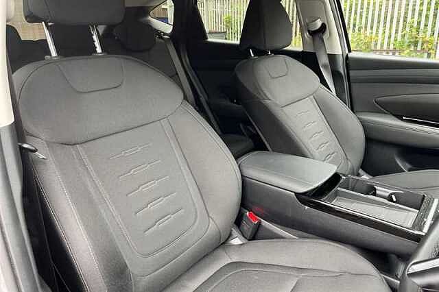 Hyundai TUCSON 1.6 T-GDi Advance SUV 5dr Petrol Hybrid Auto Euro 6 (s/s) (215 ps)