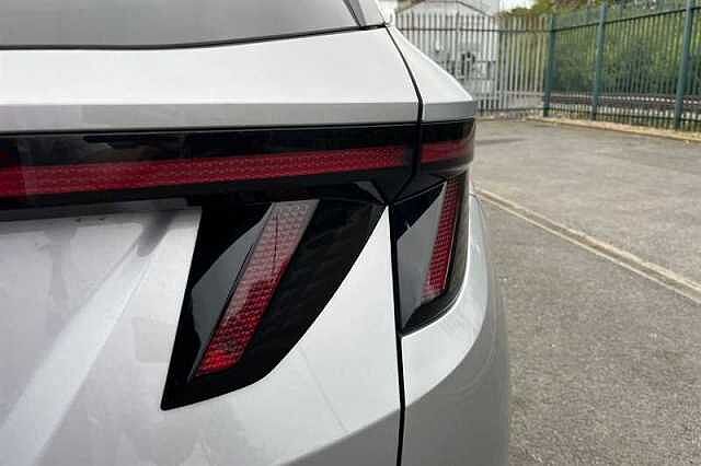 Hyundai TUCSON 1.6 T-GDi Advance SUV 5dr Petrol Hybrid Auto Euro 6 (s/s) (215 ps)