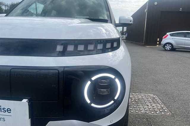 Hyundai INSTER Long Range 49kWh 02 SUV 5dr Electric Auto (115 ps)