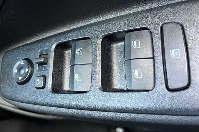 Hyundai i10 1.0 Premium Hatchback 5dr Petrol Auto Euro 6 (s/s) (63 ps)