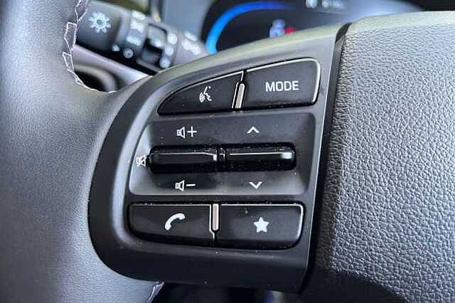 Hyundai i10 1.0 Premium Hatchback 5dr Petrol Auto Euro 6 (s/s) (63 ps)