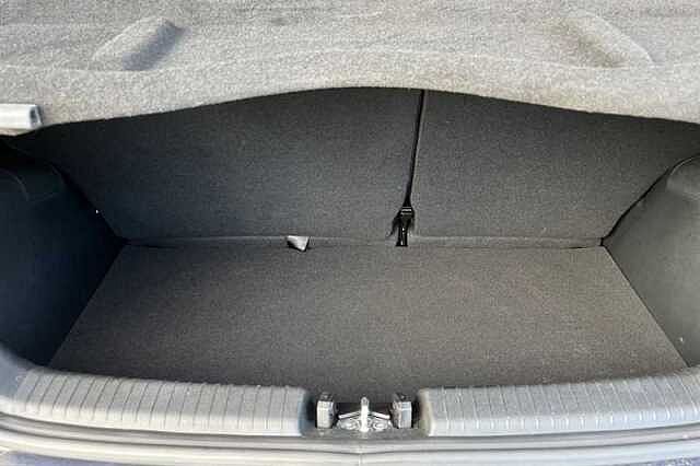 Hyundai i10 1.0 Premium Hatchback 5dr Petrol Auto Euro 6 (s/s) (63 ps)