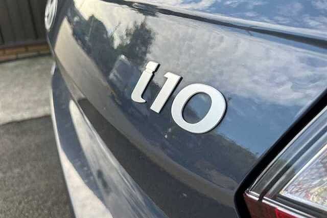 Hyundai i10 1.0 Premium Hatchback 5dr Petrol Auto Euro 6 (s/s) (63 ps)