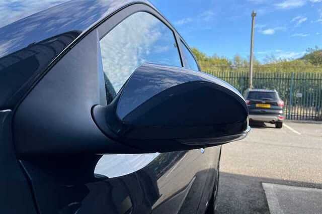 Hyundai i10 1.0 Premium Hatchback 5dr Petrol Auto Euro 6 (s/s) (63 ps)