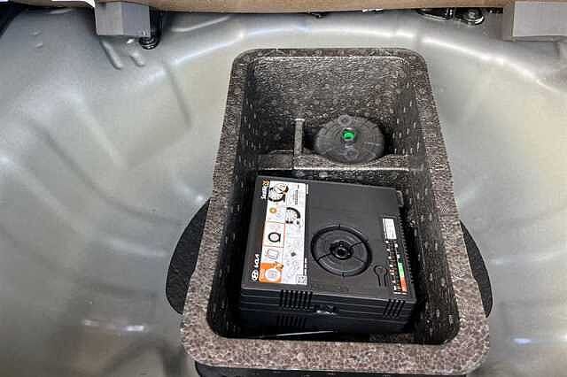 Hyundai i10 1.0 Premium Hatchback 5dr Petrol Auto Euro 6 (s/s) (63 ps)