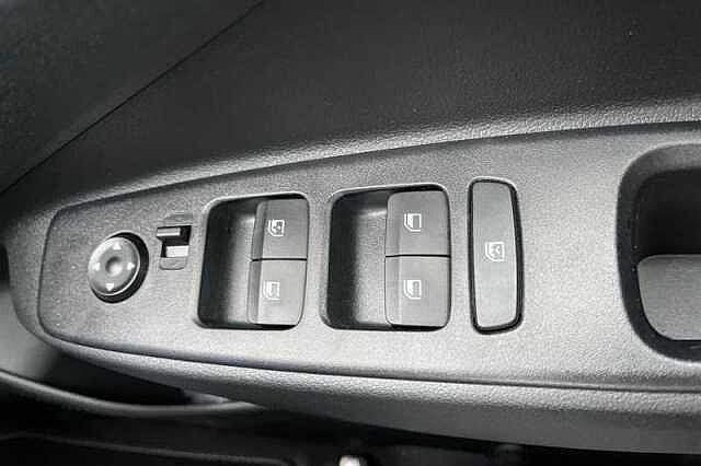 Hyundai i10 1.0 Advance Hatchback 5dr Petrol Auto Euro 6 (s/s) (63 ps)
