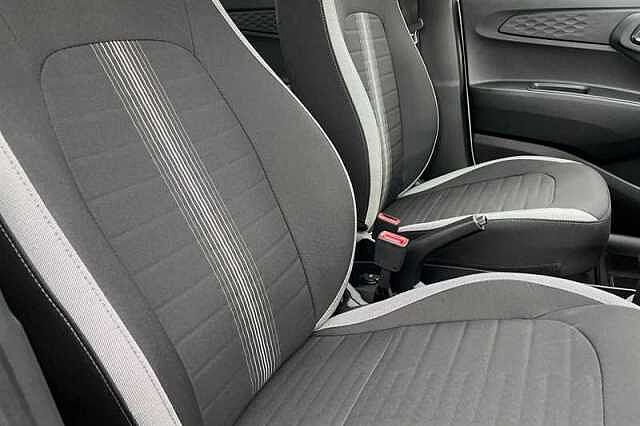 Hyundai i10 1.0 Advance Hatchback 5dr Petrol Auto Euro 6 (s/s) (63 ps)