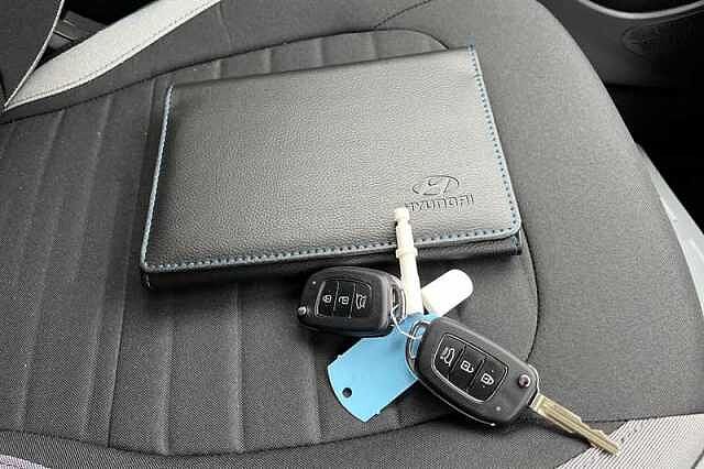 Hyundai i10 1.0 Advance Hatchback 5dr Petrol Auto Euro 6 (s/s) (63 ps)