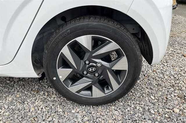 Hyundai i10 1.0 Advance Hatchback 5dr Petrol Auto Euro 6 (s/s) (63 ps)