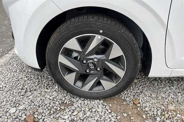 Hyundai i10 1.0 Advance Hatchback 5dr Petrol Auto Euro 6 (s/s) (63 ps)