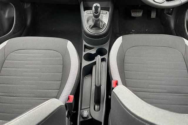 Hyundai i10 1.0 Advance Hatchback 5dr Petrol Auto Euro 6 (s/s) (63 ps)