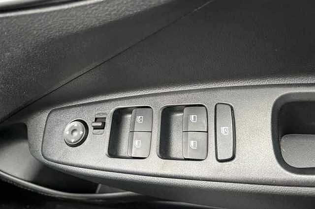 Hyundai i10 1.0 Advance Hatchback 5dr Petrol Auto Euro 6 (s/s) (63 ps)