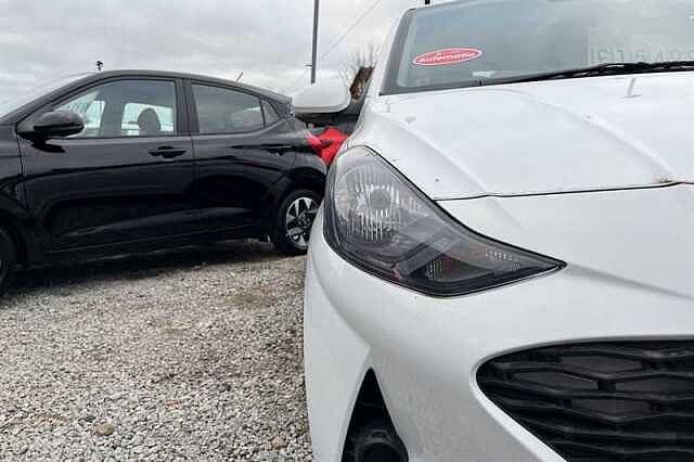 Hyundai i10 1.0 Advance Hatchback 5dr Petrol Auto Euro 6 (s/s) (63 ps)