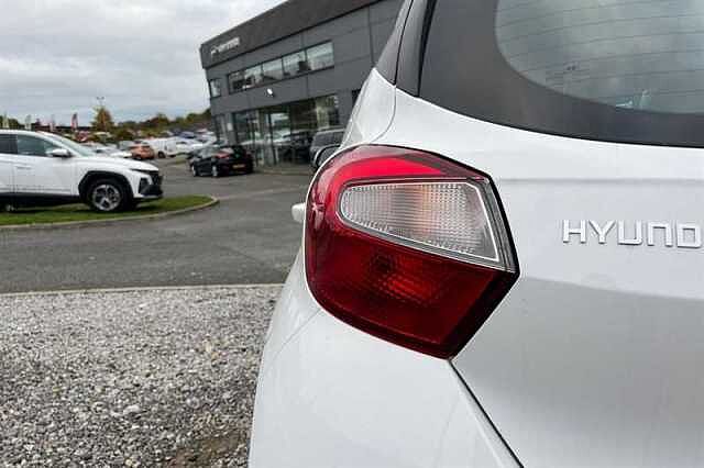 Hyundai i10 1.0 Advance Hatchback 5dr Petrol Auto Euro 6 (s/s) (63 ps)