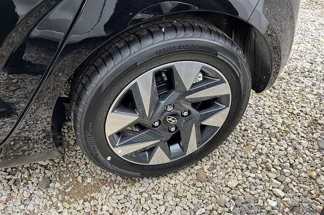 Hyundai i10 1.2 Advance Hatchback 5dr Petrol Auto Euro 6 (s/s) (79 ps)