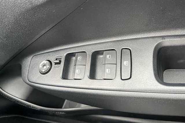 Hyundai i10 1.2 Advance Hatchback 5dr Petrol Auto Euro 6 (s/s) (79 ps)