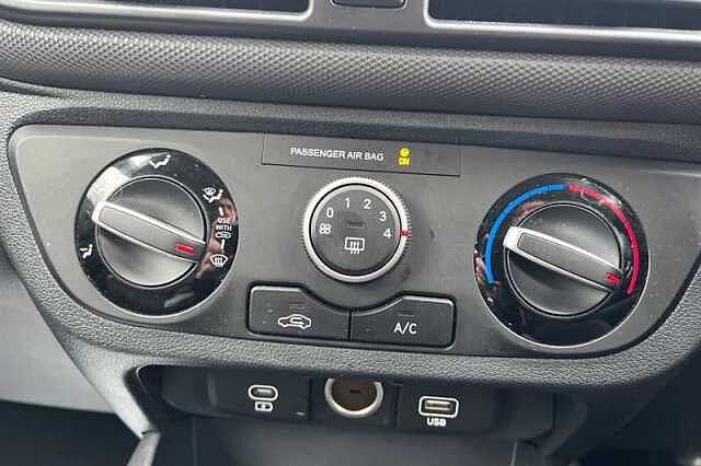 Hyundai i10 1.0 Advance Hatchback 5dr Petrol Auto Euro 6 (s/s) (63 ps)
