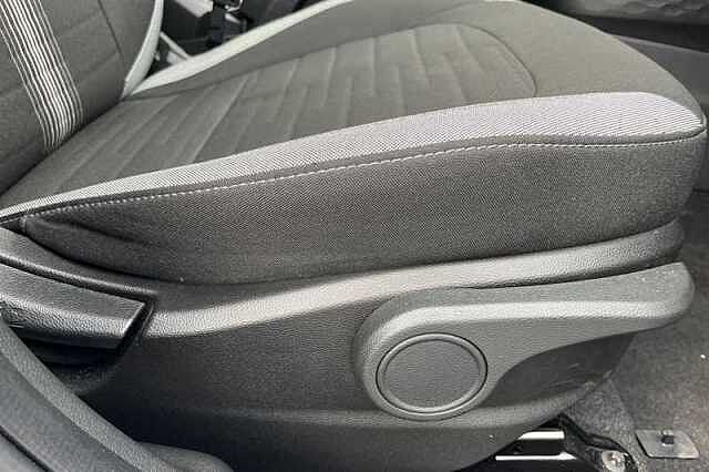 Hyundai i10 1.0 Advance Hatchback 5dr Petrol Auto Euro 6 (s/s) (63 ps)