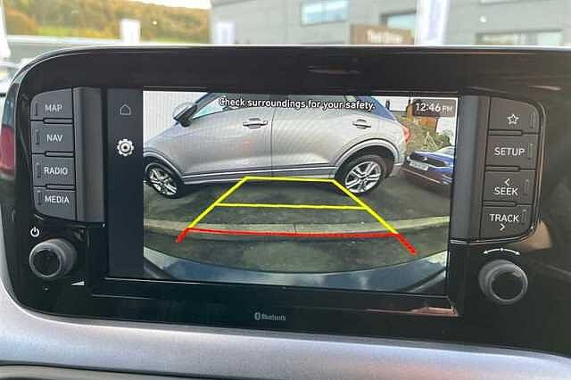 Hyundai i10 1.2 Premium Hatchback 5dr Petrol Auto Euro 6 (s/s) (79 ps)