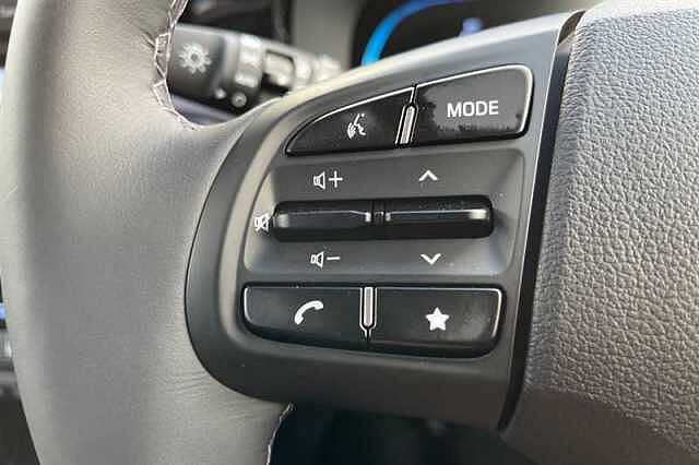 Hyundai i10 1.2 Premium Hatchback 5dr Petrol Auto Euro 6 (s/s) (79 ps)