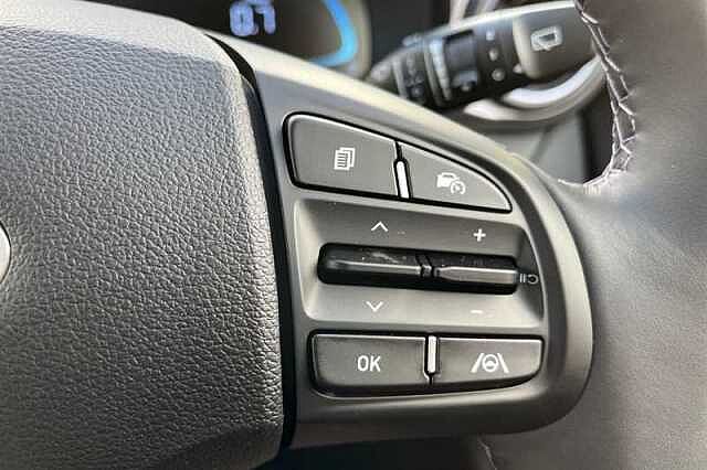 Hyundai i10 1.2 Premium Hatchback 5dr Petrol Auto Euro 6 (s/s) (79 ps)
