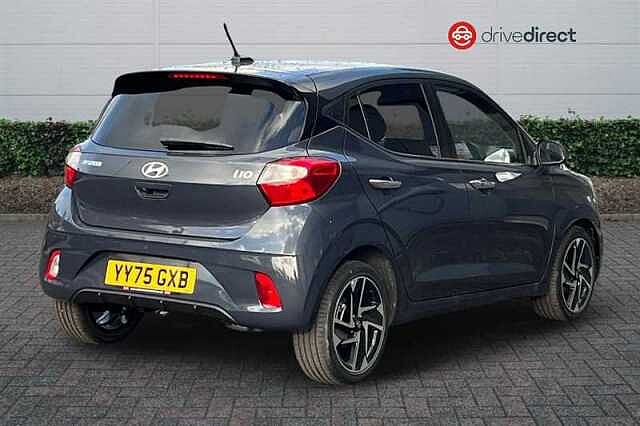 Hyundai i10 1.2 Premium Hatchback 5dr Petrol Auto Euro 6 (s/s) (79 ps)