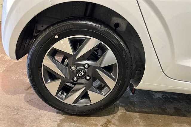 Hyundai i10 1.0 Advance Hatchback 5dr Petrol Auto Euro 6 (s/s) (63 ps)