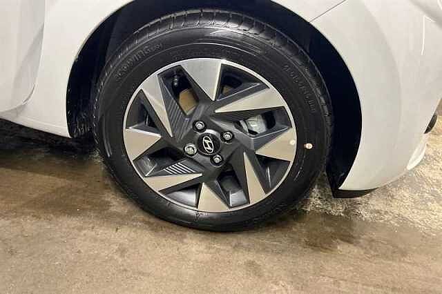 Hyundai i10 1.0 Advance Hatchback 5dr Petrol Auto Euro 6 (s/s) (63 ps)