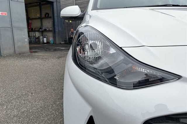 Hyundai i10 1.0 Advance Hatchback 5dr Petrol Auto Euro 6 (s/s) (63 ps)