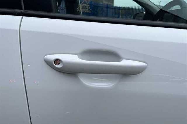 Hyundai i10 1.0 Advance Hatchback 5dr Petrol Auto Euro 6 (s/s) (63 ps)