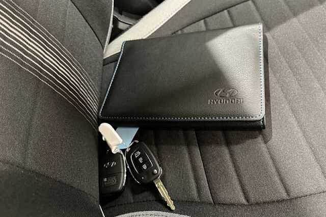 Hyundai i10 1.0 Advance Hatchback 5dr Petrol Auto Euro 6 (s/s) (63 ps)