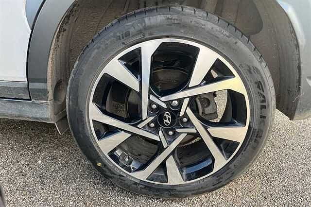 Hyundai KONA 1.0 T-GDi MHEV Premium SUV 5dr Petrol Hybrid Manual Euro 6 (s/s) (120 ps)