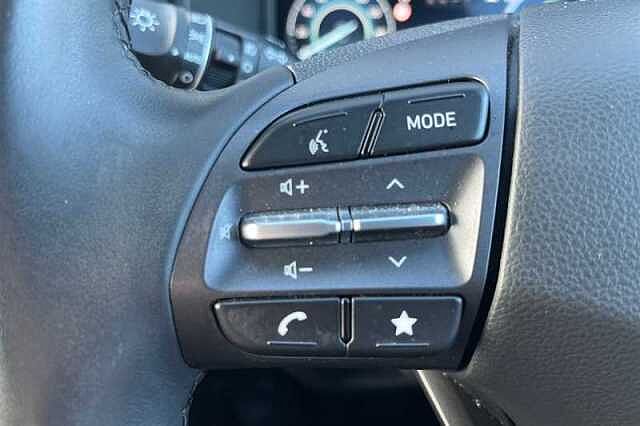 Hyundai KONA 1.0 T-GDi MHEV Premium SUV 5dr Petrol Hybrid Manual Euro 6 (s/s) (120 ps)