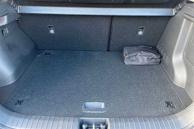 Hyundai KONA 1.0 T-GDi MHEV Premium SUV 5dr Petrol Hybrid Manual Euro 6 (s/s) (120 ps)