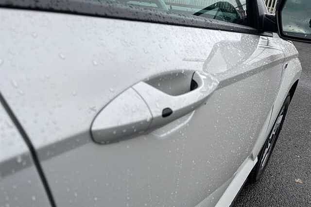 Hyundai KONA 1.6 h-GDi N Line SUV 5dr Petrol Hybrid DCT Euro 6 (s/s) (129 ps)