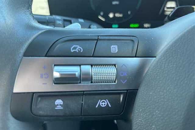 Hyundai KONA 1.6 h-GDi Ultimate SUV 5dr Petrol Hybrid DCT Euro 6 (s/s) (141 ps)