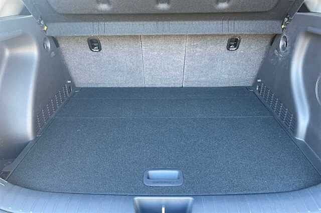 Hyundai KONA 1.6 h-GDi Ultimate SUV 5dr Petrol Hybrid DCT Euro 6 (s/s) (141 ps)