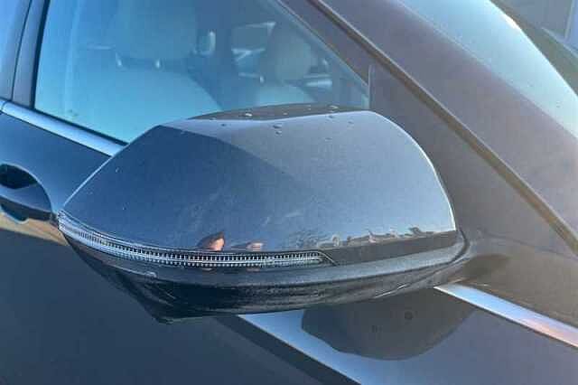 Hyundai KONA 1.6 h-GDi Ultimate SUV 5dr Petrol Hybrid DCT Euro 6 (s/s) (141 ps)