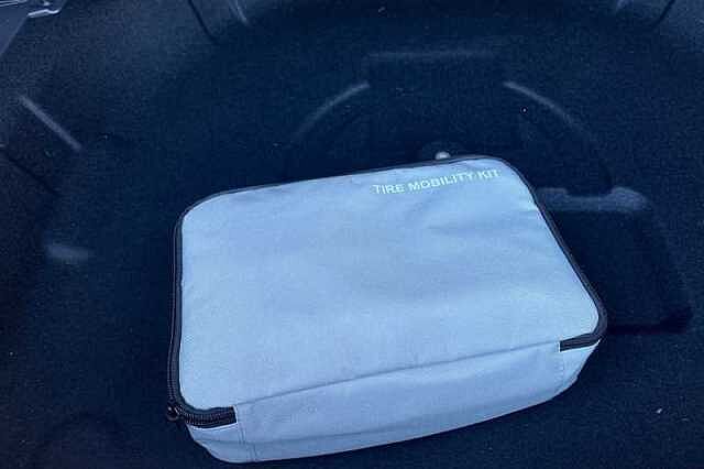 Hyundai KONA 1.6 h-GDi Ultimate SUV 5dr Petrol Hybrid DCT Euro 6 (s/s) (141 ps)