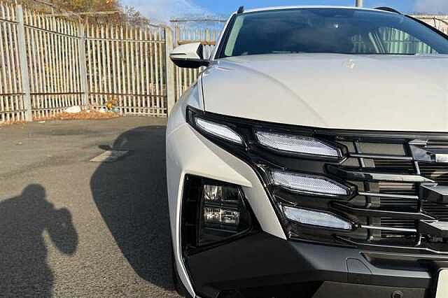 Hyundai TUCSON 1.6 T-GDi Premium SUV 5dr Petrol Hybrid Auto Euro 6 (s/s) (215 ps)