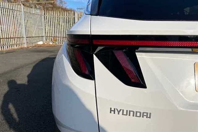 Hyundai TUCSON 1.6 T-GDi Premium SUV 5dr Petrol Hybrid Auto Euro 6 (s/s) (215 ps)