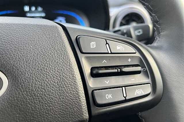 Hyundai i10 1.2 Premium Hatchback 5dr Petrol Auto Euro 6 (s/s) (79 ps)