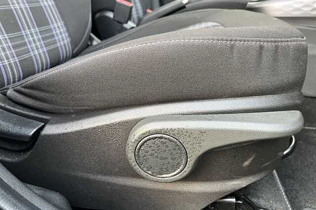 Hyundai i10 1.2 Premium Hatchback 5dr Petrol Auto Euro 6 (s/s) (79 ps)