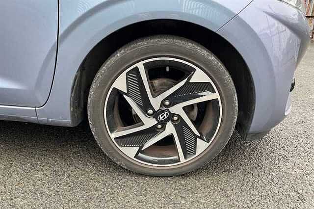Hyundai i10 1.2 Premium Hatchback 5dr Petrol Auto Euro 6 (s/s) (84 ps)