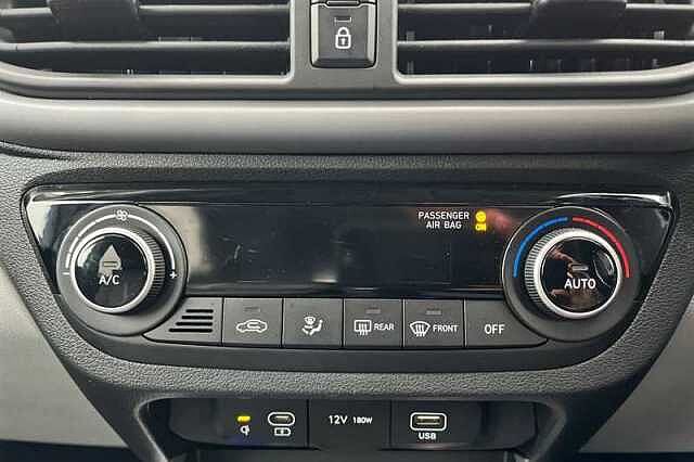 Hyundai i10 1.2 Premium Hatchback 5dr Petrol Auto Euro 6 (s/s) (84 ps)