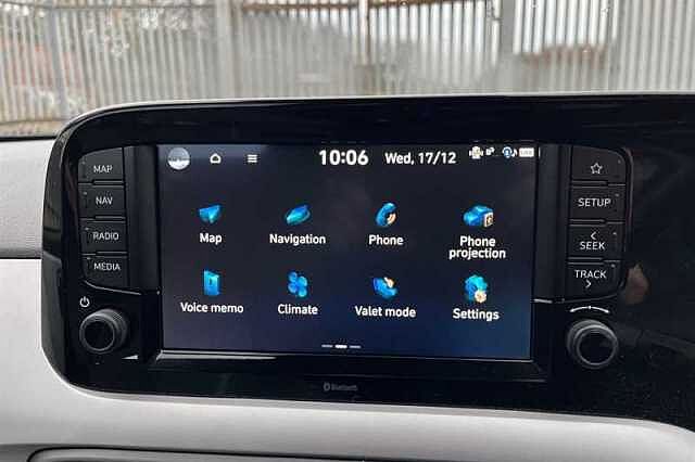Hyundai i10 1.2 Premium Hatchback 5dr Petrol Auto Euro 6 (s/s) (84 ps)