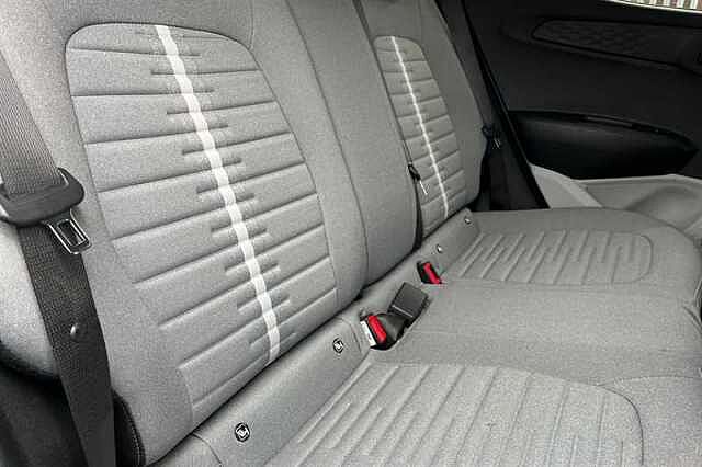 Hyundai i10 1.2 Premium Hatchback 5dr Petrol Auto Euro 6 (s/s) (84 ps)