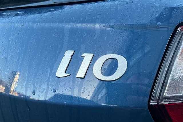 Hyundai i10 1.2 Premium Hatchback 5dr Petrol Auto Euro 6 (s/s) (79 ps)