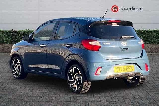 Hyundai i10 1.2 Premium Hatchback 5dr Petrol Auto Euro 6 (s/s) (79 ps)